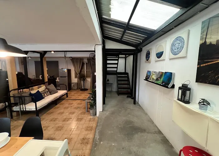 3 Bedrooms 2 Bathroom's Bangkok