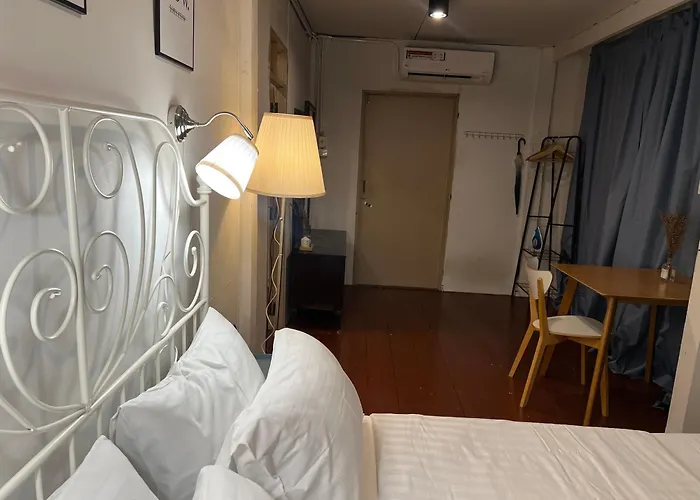 3 Bedrooms 2 Bathroom's