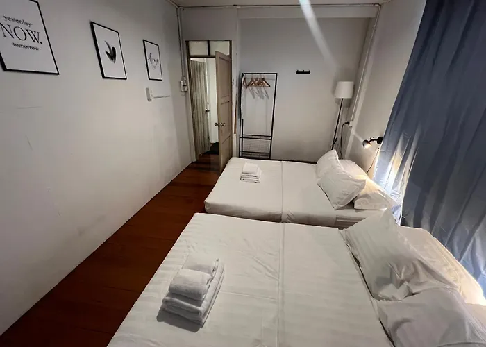 3 Bedrooms 2 Bathroom's Villa