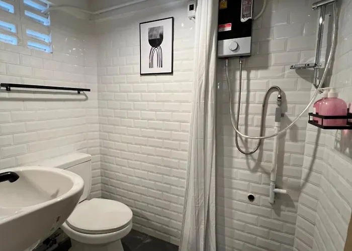 Villa 3 Bedrooms 2 Bathroom's