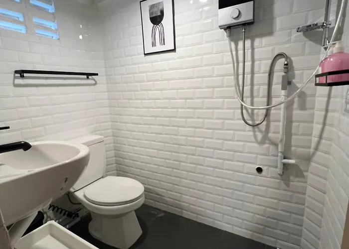 Villa 3 Bedrooms 2 Bathroom's *